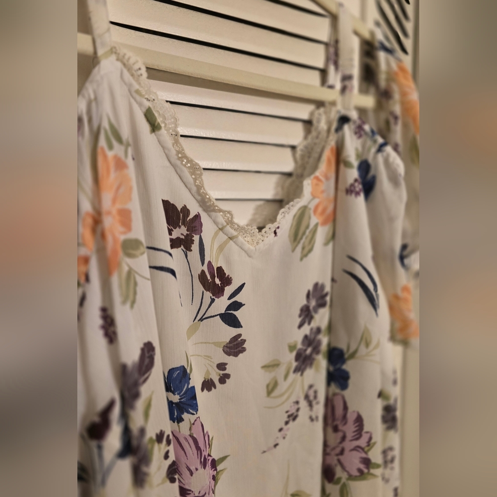 Torrid Floral Off-Shoulder Women's Top - Picture 13 of 14